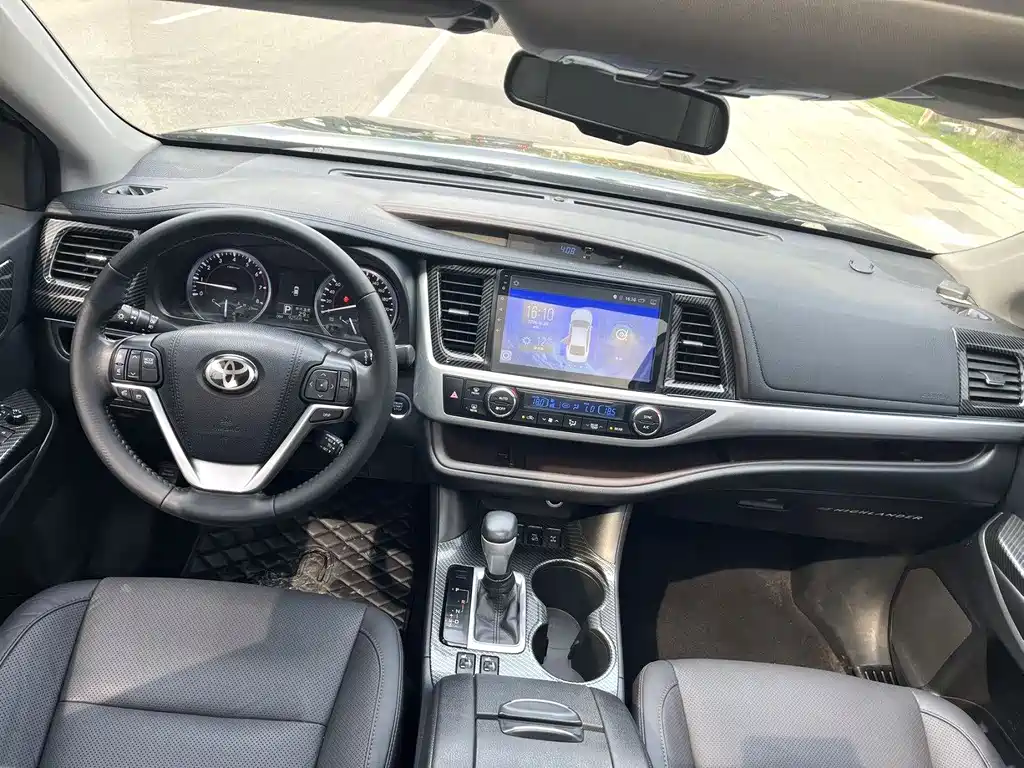 Toyota Highlander — миниатюра 5