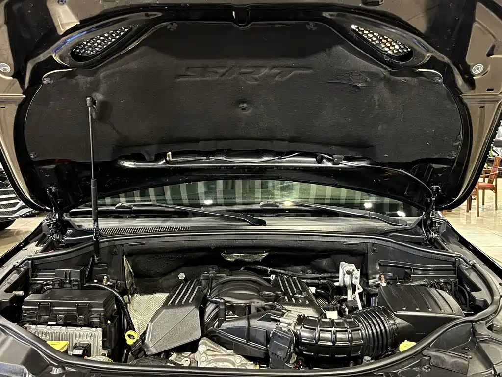 Jeep Grand Cherokee SRT — миниатюра 11