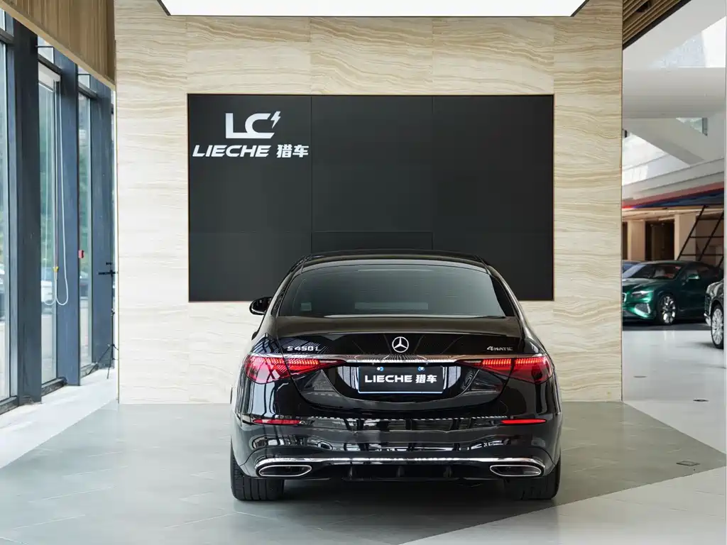 Mercedes-Benz S-Class — миниатюра 18