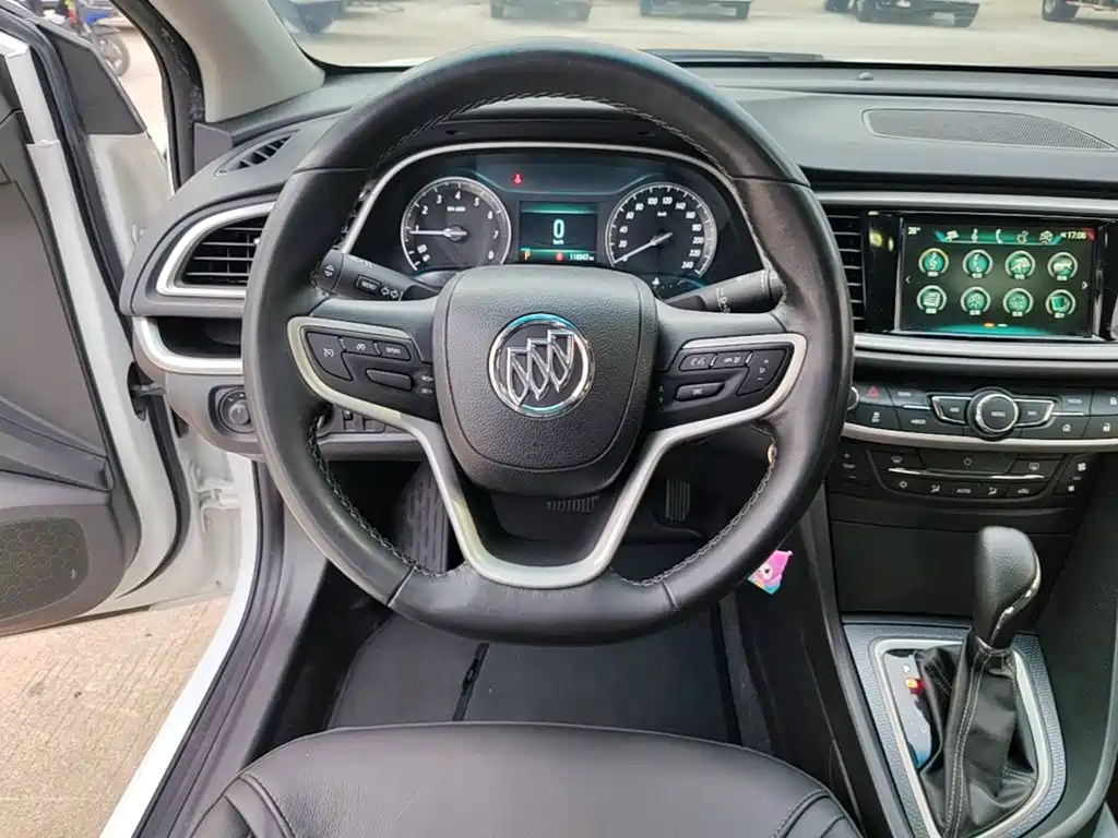 Buick Excelle — миниатюра 11