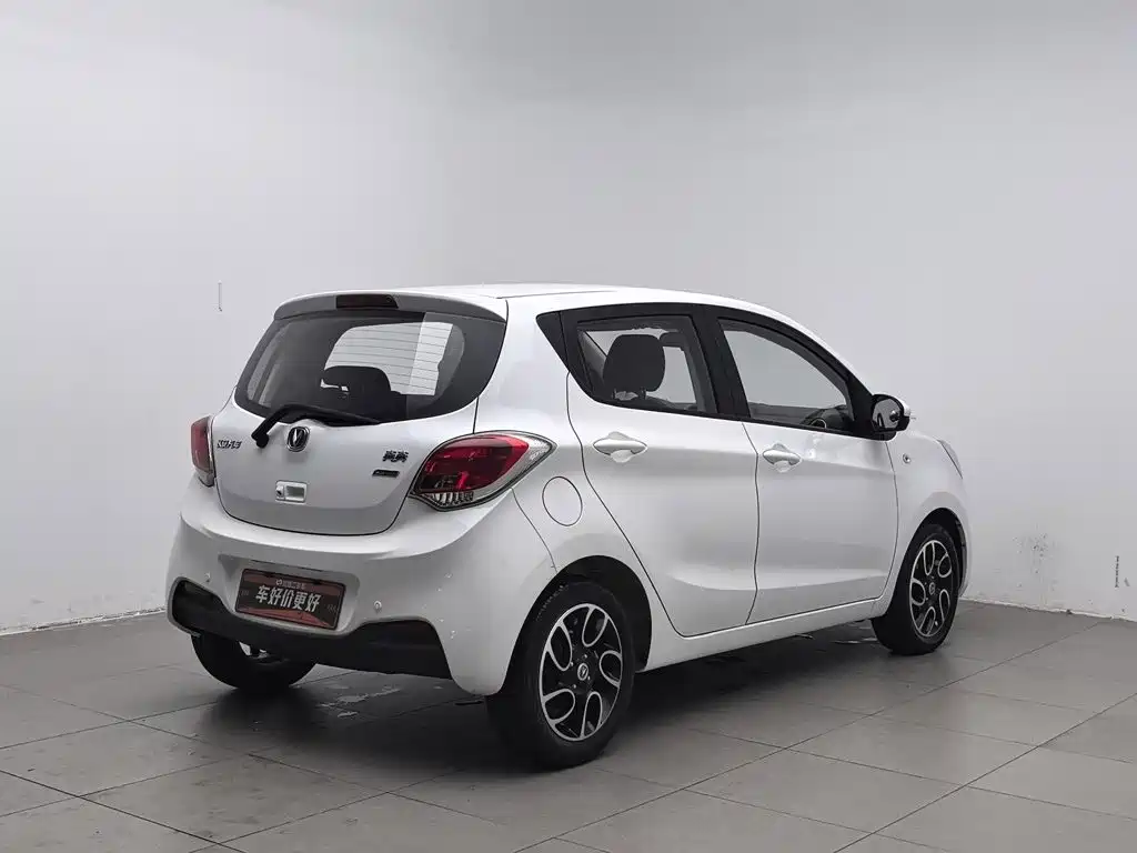 Changan BenBen — миниатюра 2