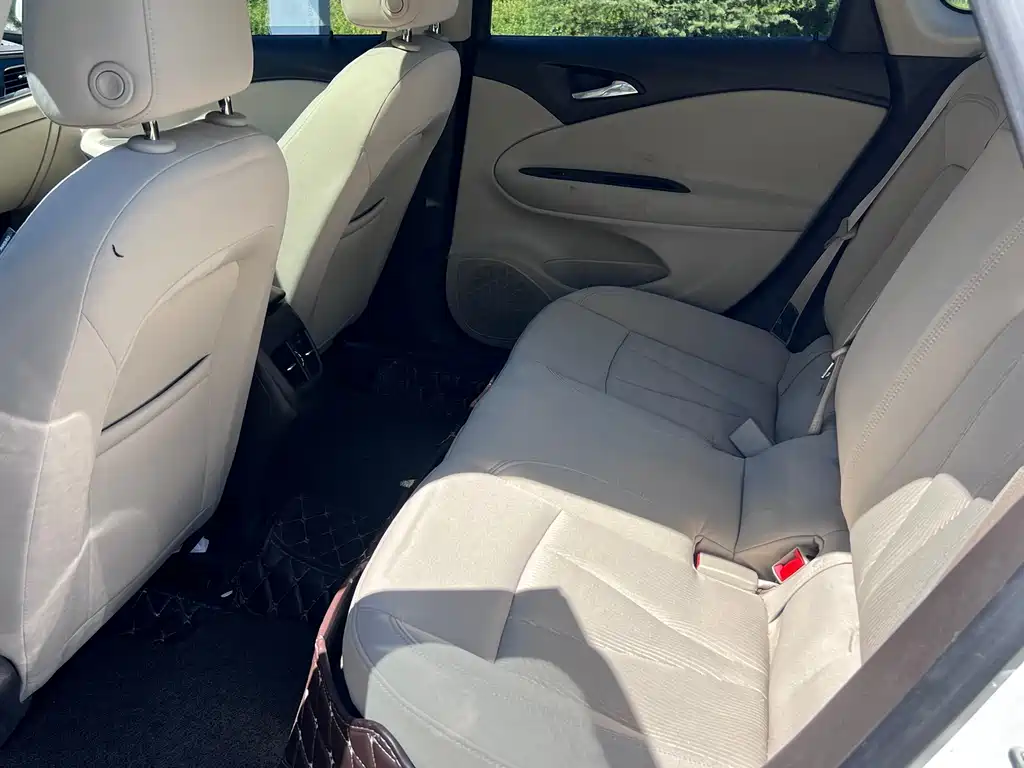 Buick Verano — миниатюра 6