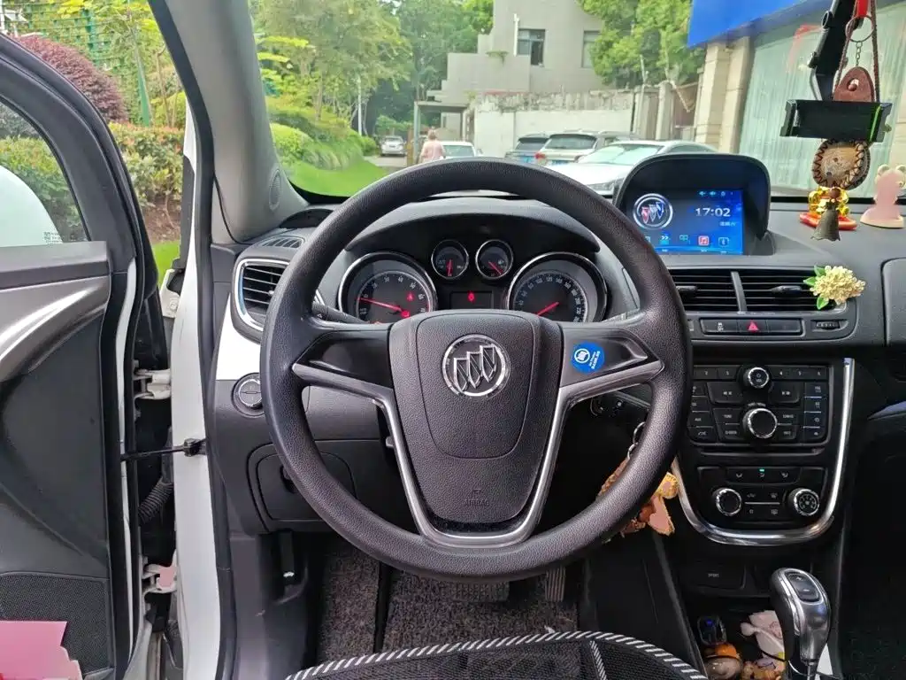 Buick Encore — миниатюра 3