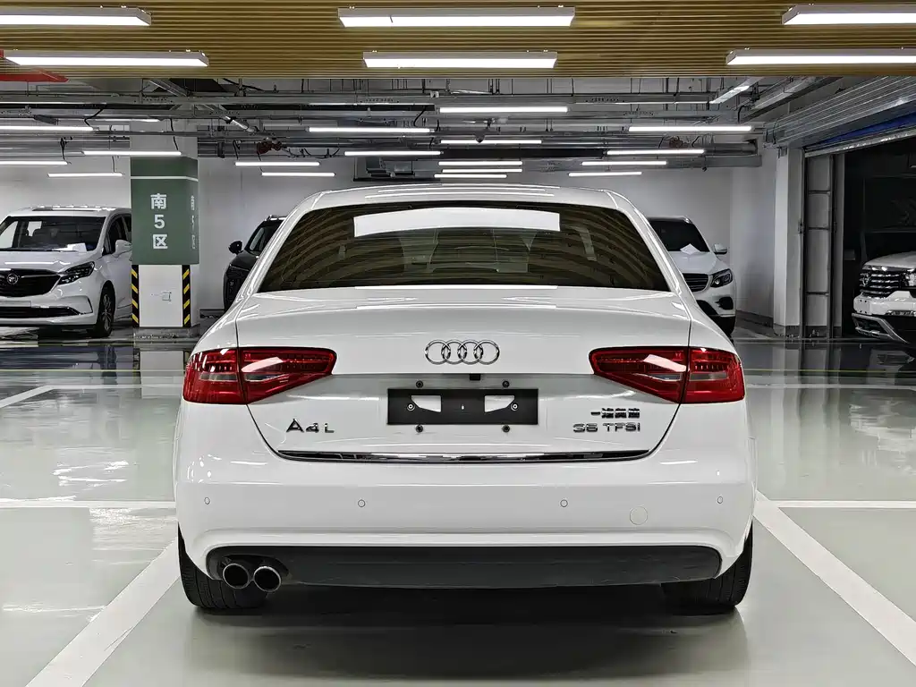 Audi A4L — миниатюра 5
