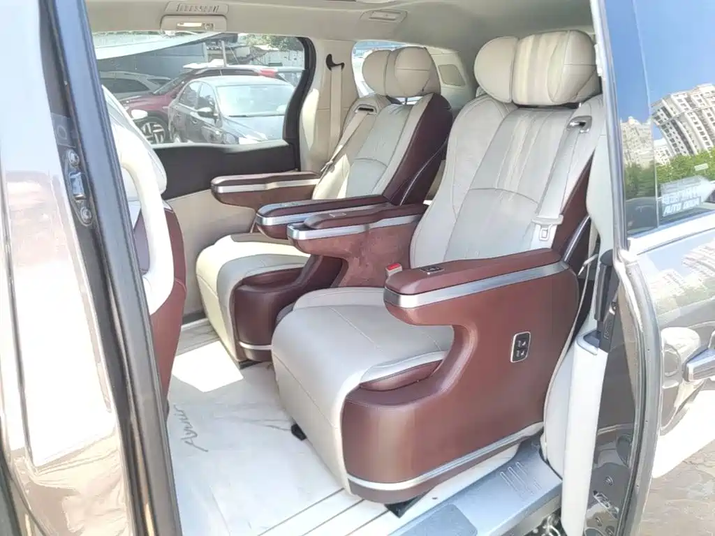 Buick GL8 — миниатюра 17