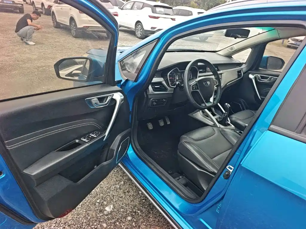 Geely Vision X3 — миниатюра 16