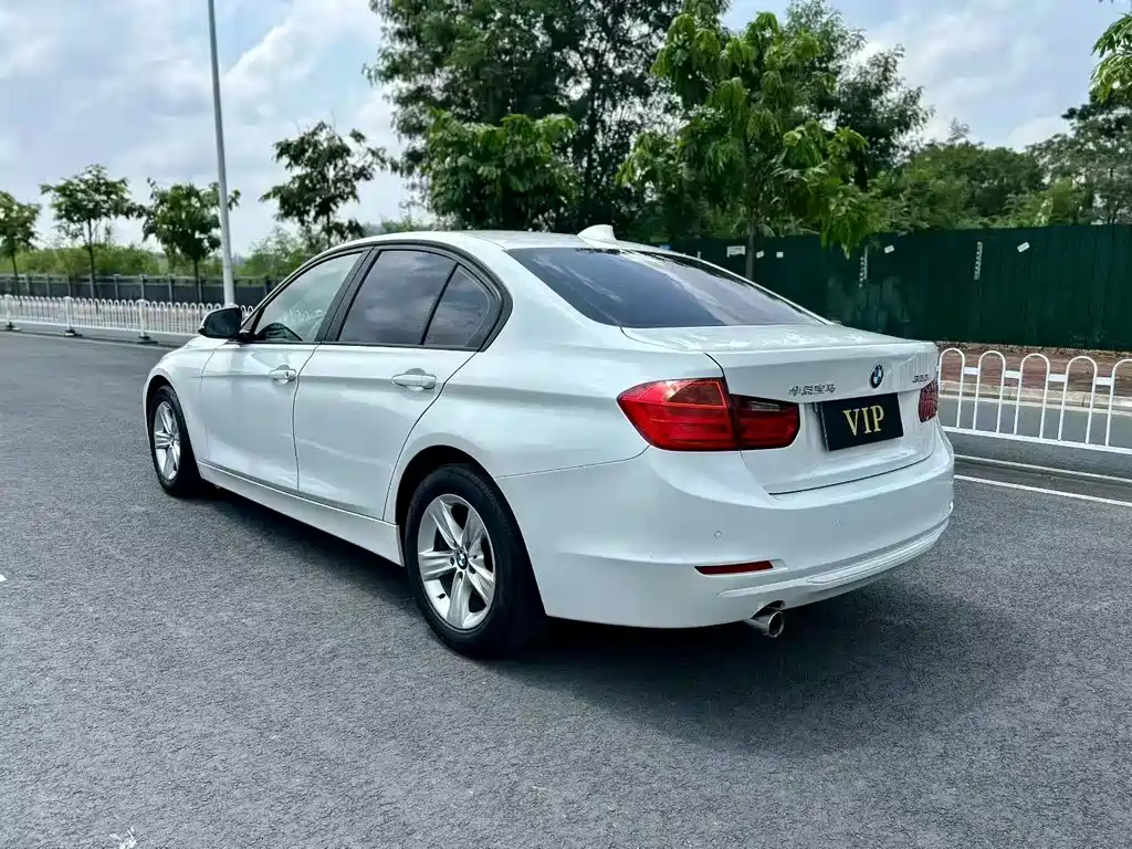 BMW 3 Series — миниатюра 7