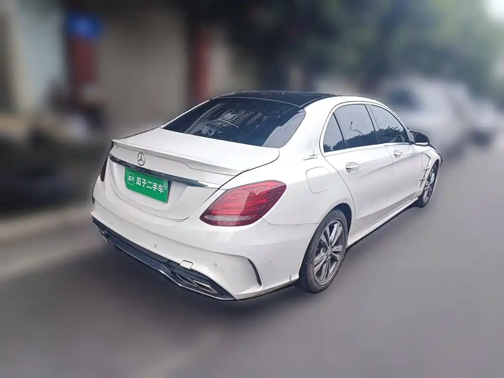 Mercedes-Benz C-Class — миниатюра 6
