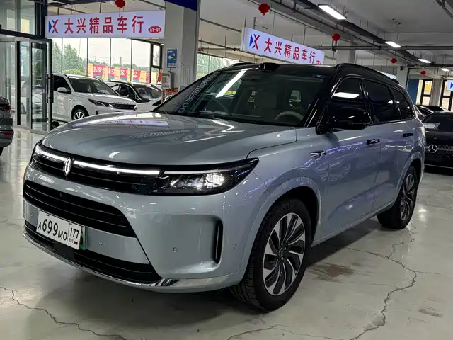 2024 Huawei M7