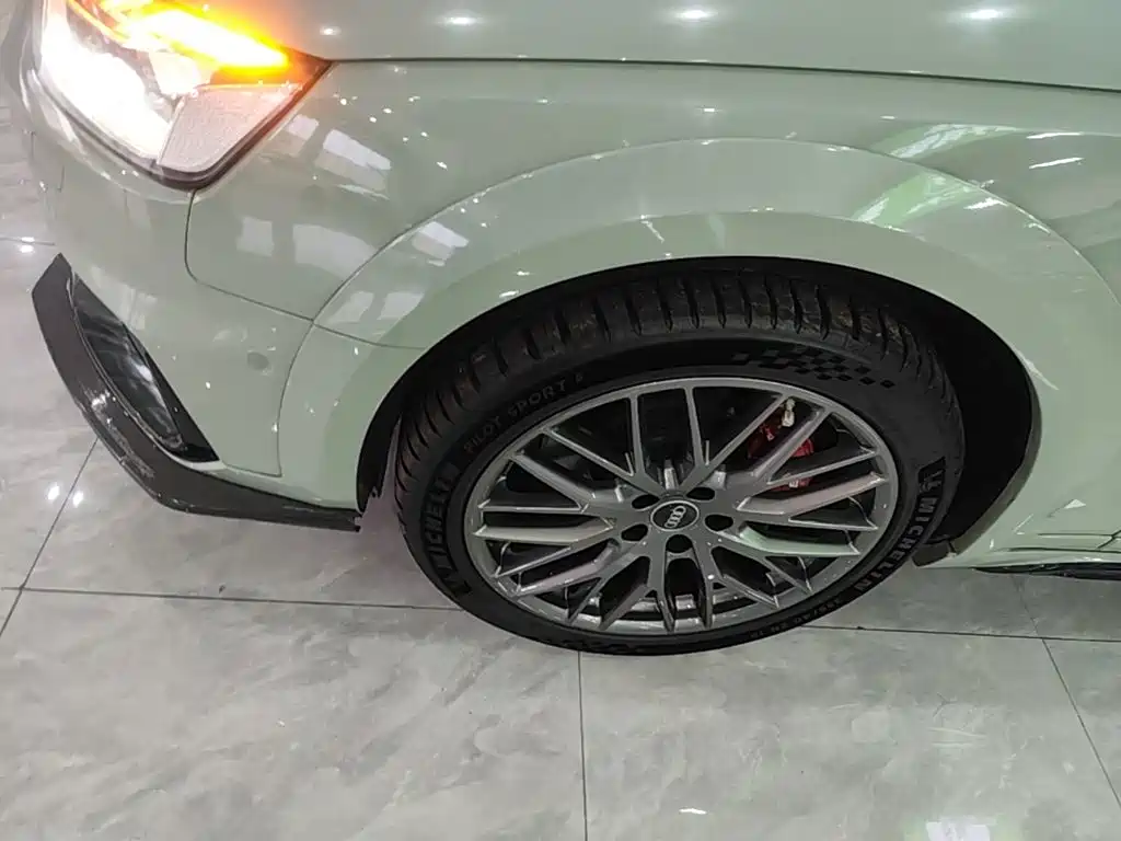 Audi A4 (Import) — миниатюра 23