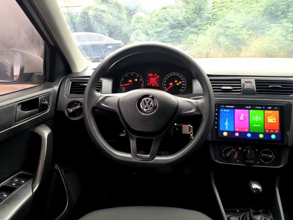 Volkswagen Santana — миниатюра 11