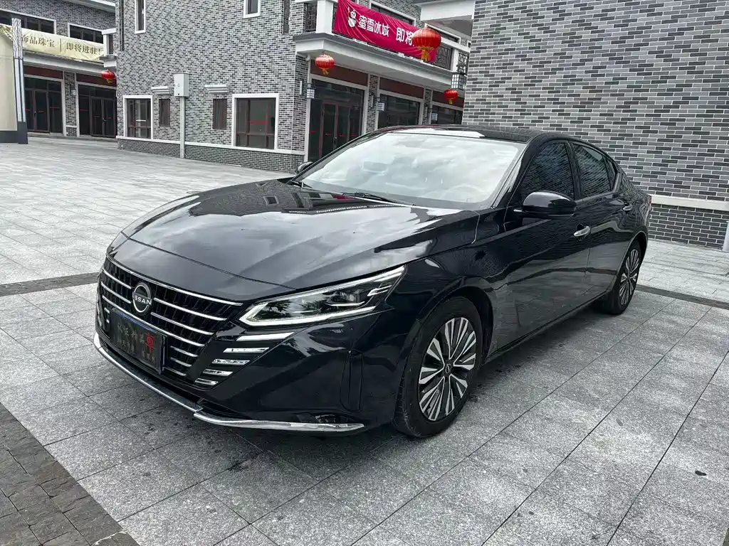 Nissan Teana 2023