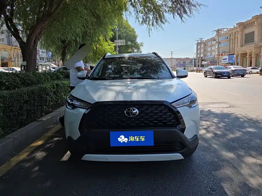 Toyota Corolla Cross — миниатюра 2