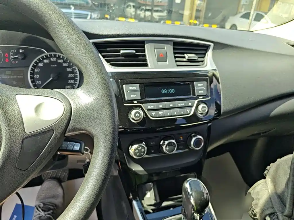 Nissan Sylphy — миниатюра 10