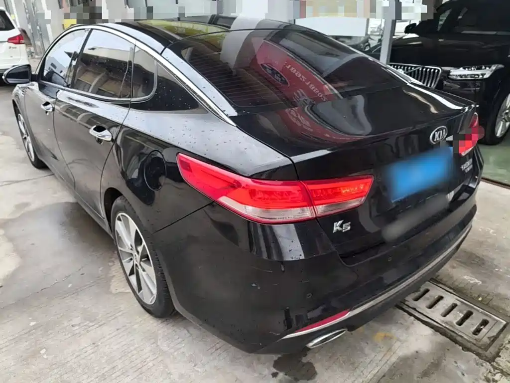 Kia K5 — миниатюра 5