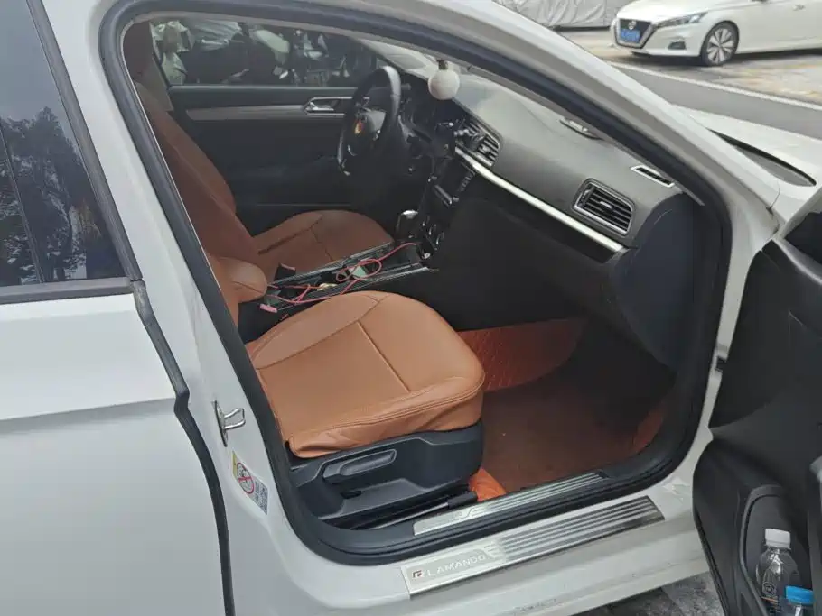 Volkswagen Lamando — миниатюра 8