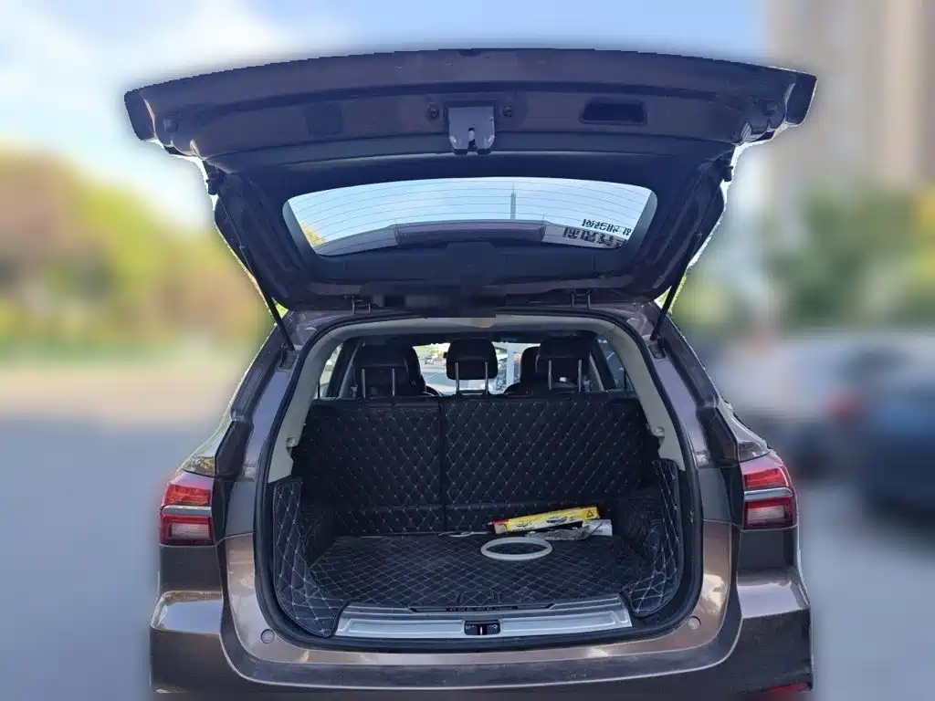 Roewe RX5 — миниатюра 20