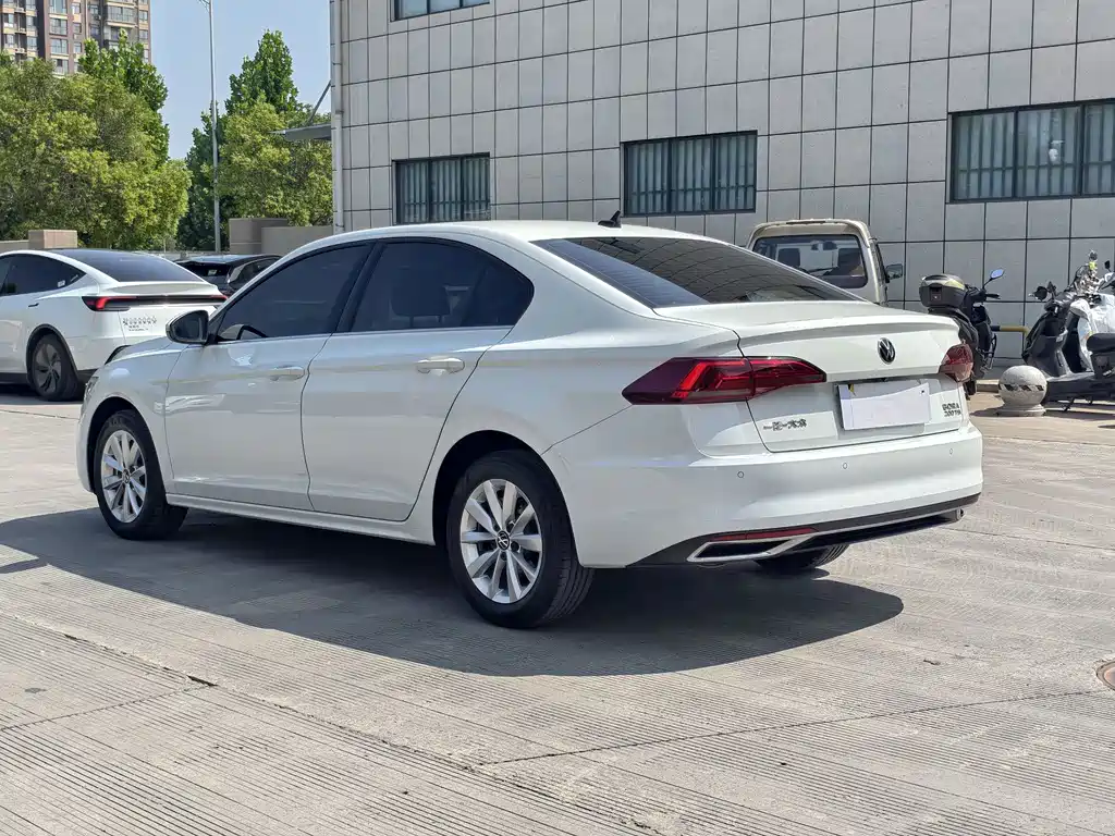 Volkswagen Bora — миниатюра 4