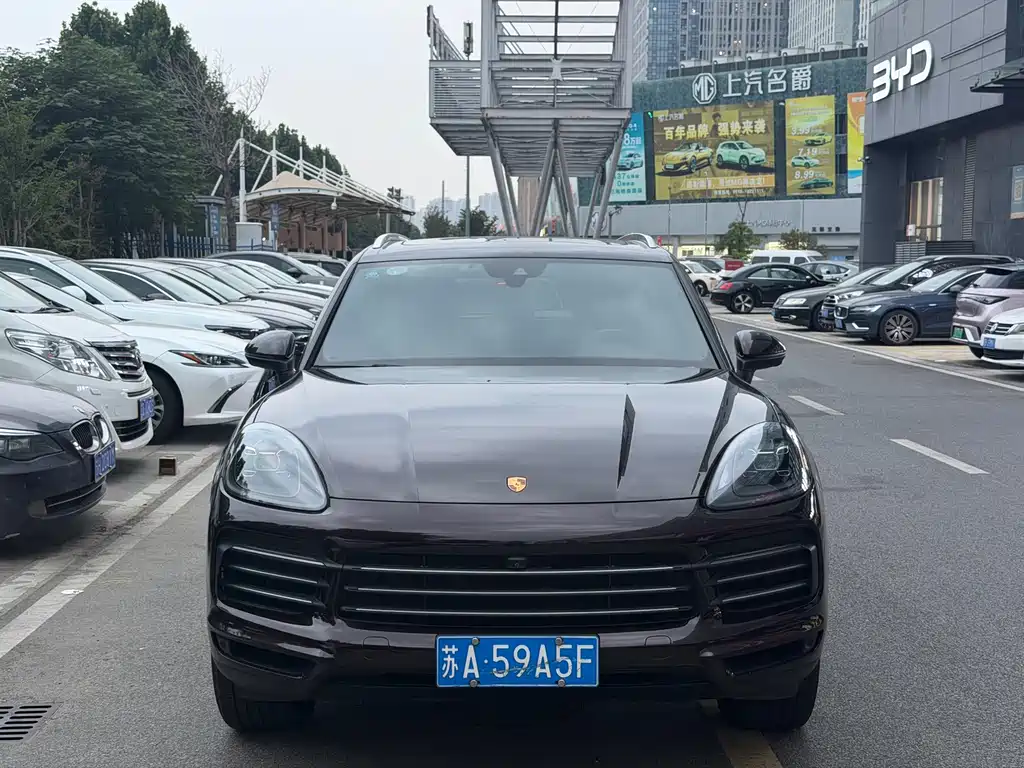 Porsche Cayenne — миниатюра 2
