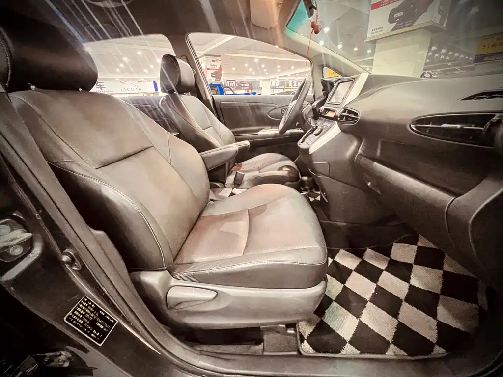 Toyota WISH — миниатюра 14