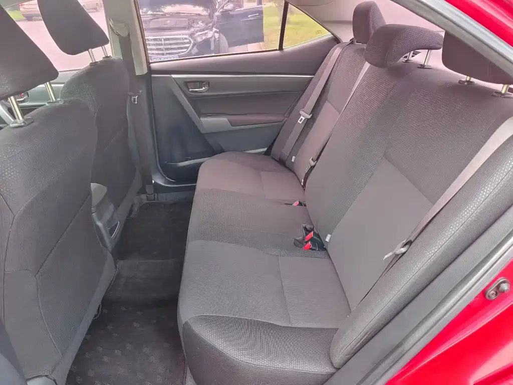 Toyota Corolla — миниатюра 6