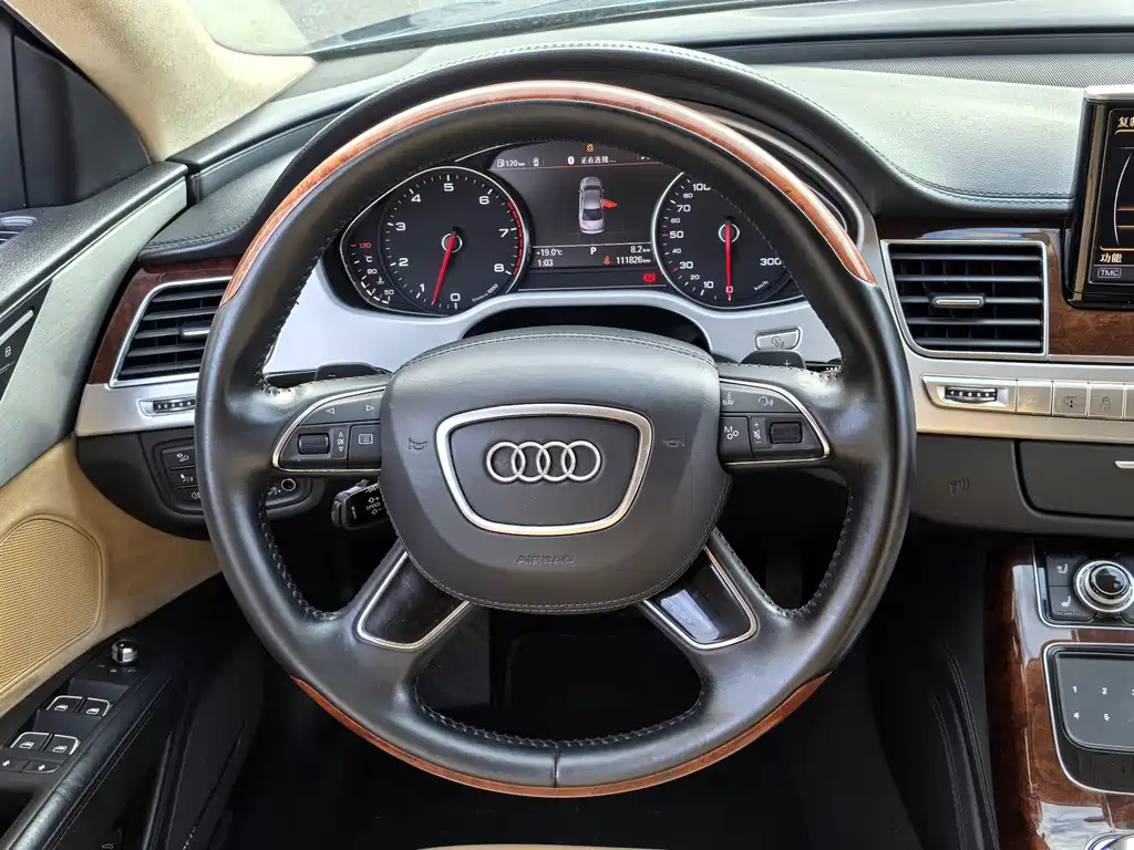 Audi A8 — миниатюра 14