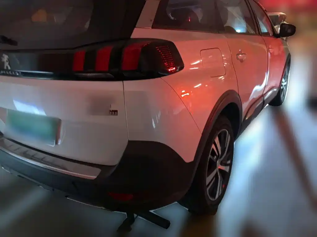 Peugeot 5008 — миниатюра 6