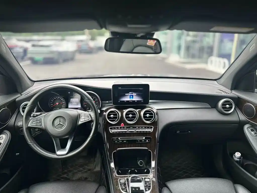 Mercedes-Benz GLC — миниатюра 9