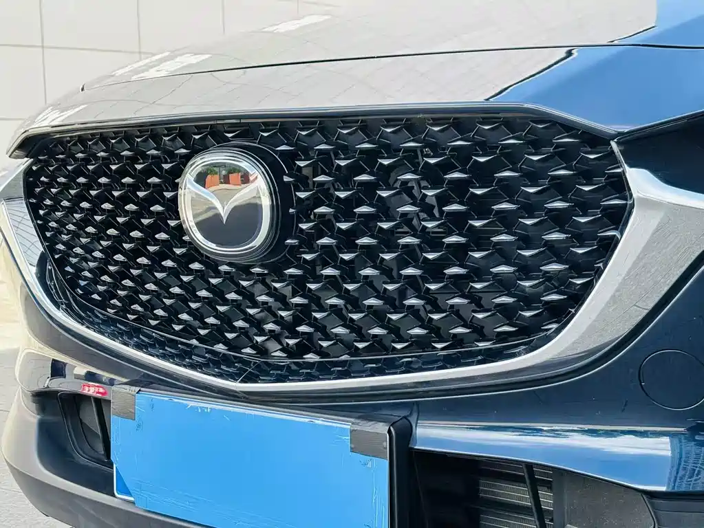 Mazda CX-30 — миниатюра 18
