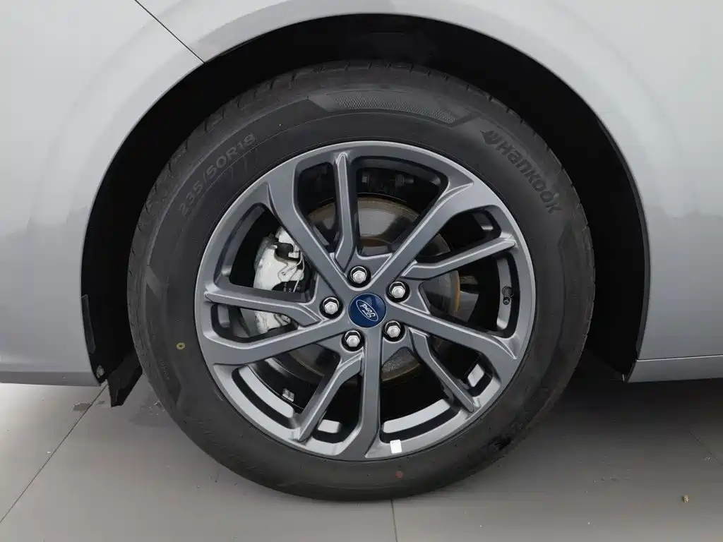 Ford Mondeo — миниатюра 17