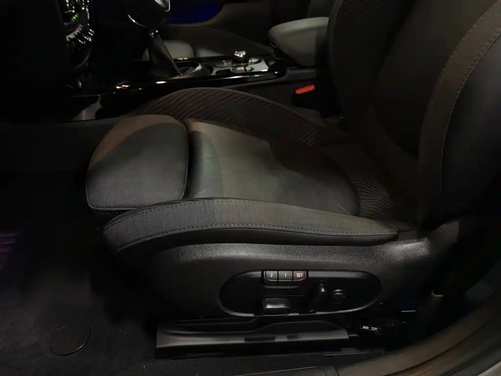 MINI Mini Clubman — миниатюра 20