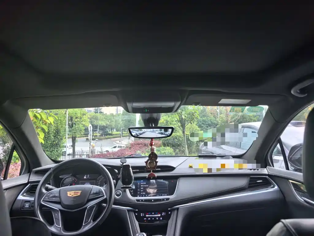 Cadillac XT5 — миниатюра 14
