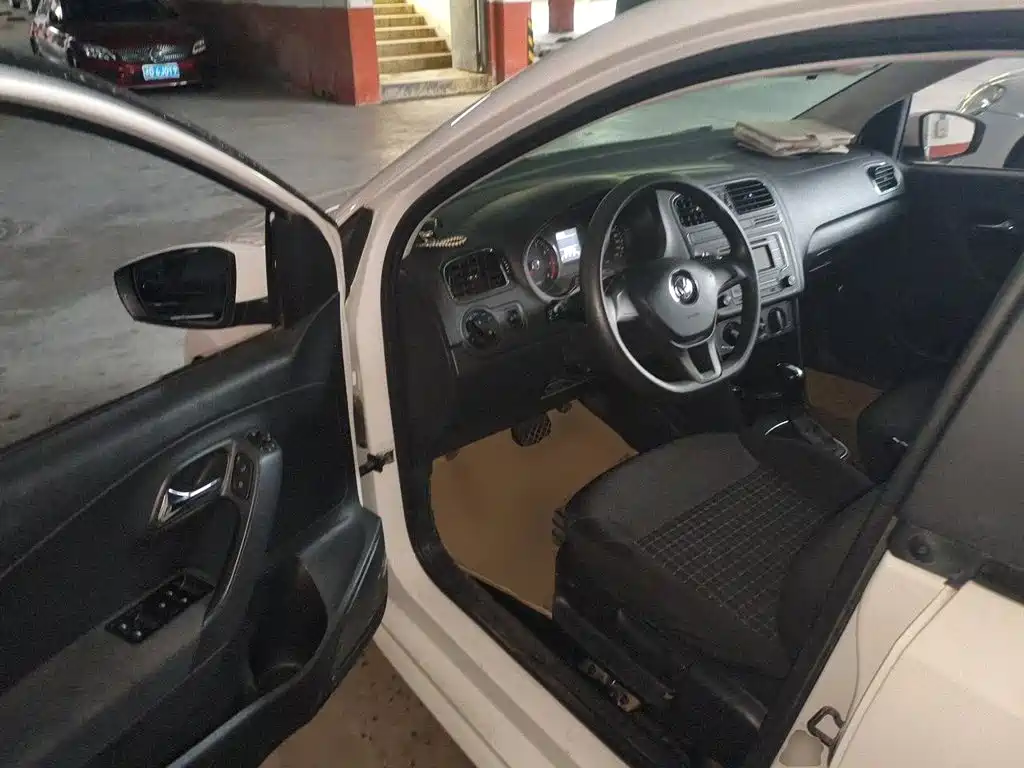 Volkswagen Polo — миниатюра 17