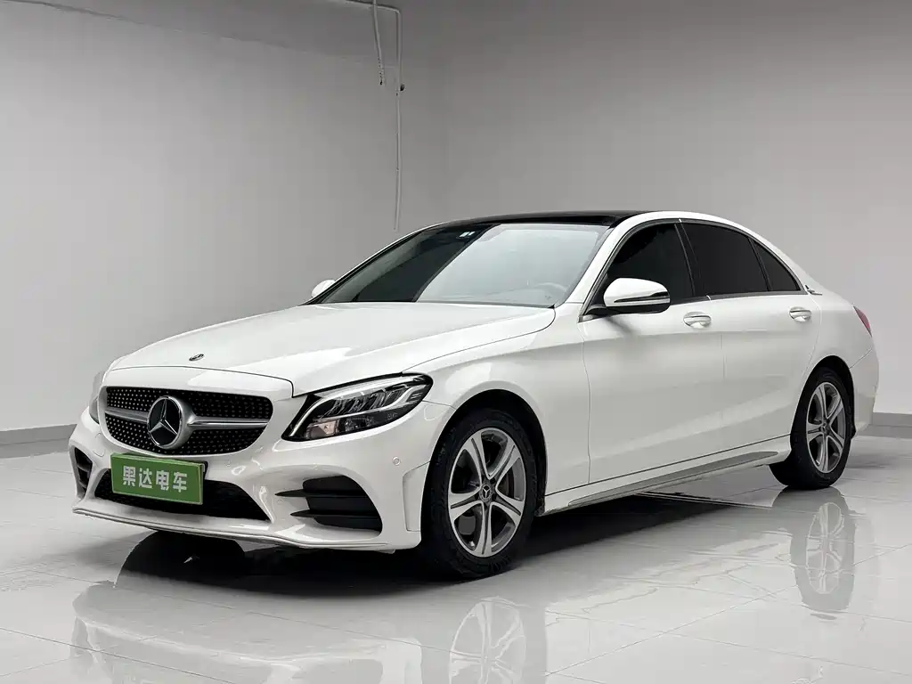 Mercedes-Benz C-Class 2021