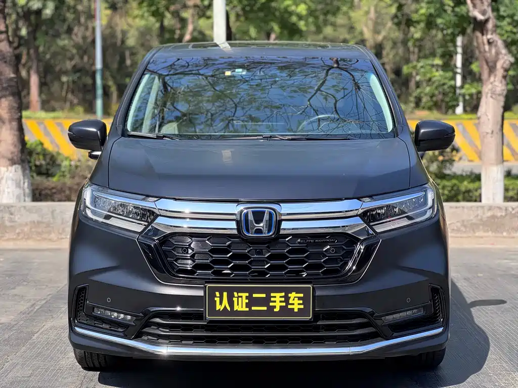 Honda Odyssey 2022 2.0L e:HEV мест