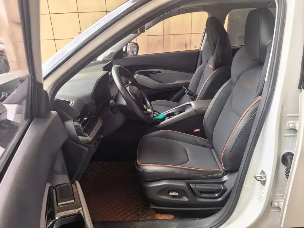 Baojun RS-3 — миниатюра 15