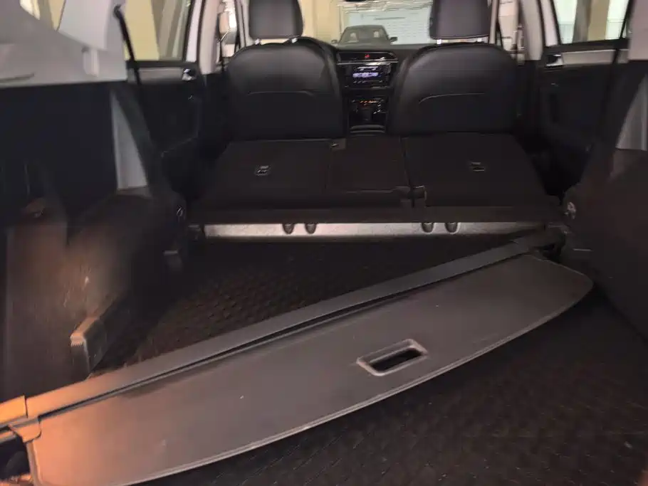 Volkswagen Tiguan L — миниатюра 4