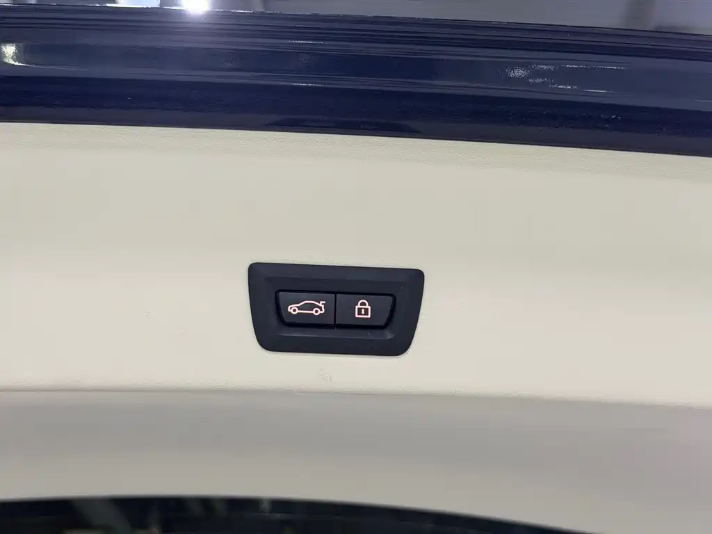 BMW iX3 — миниатюра 25