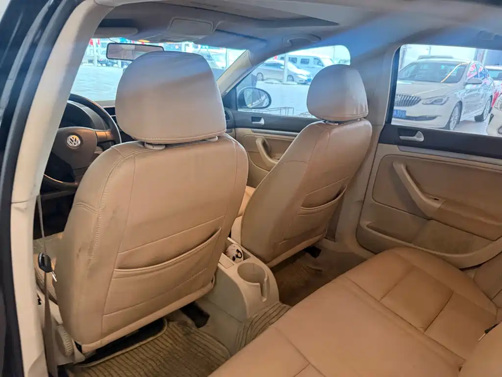Volkswagen Sagitar — миниатюра 12