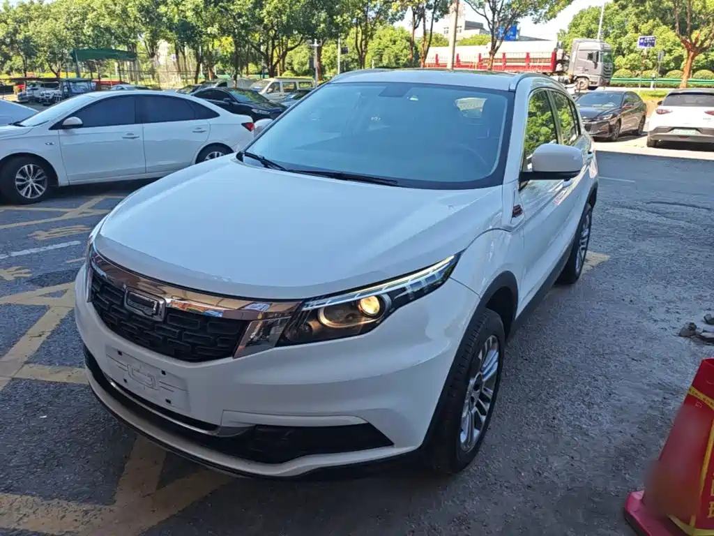 Qoros Qoros 5