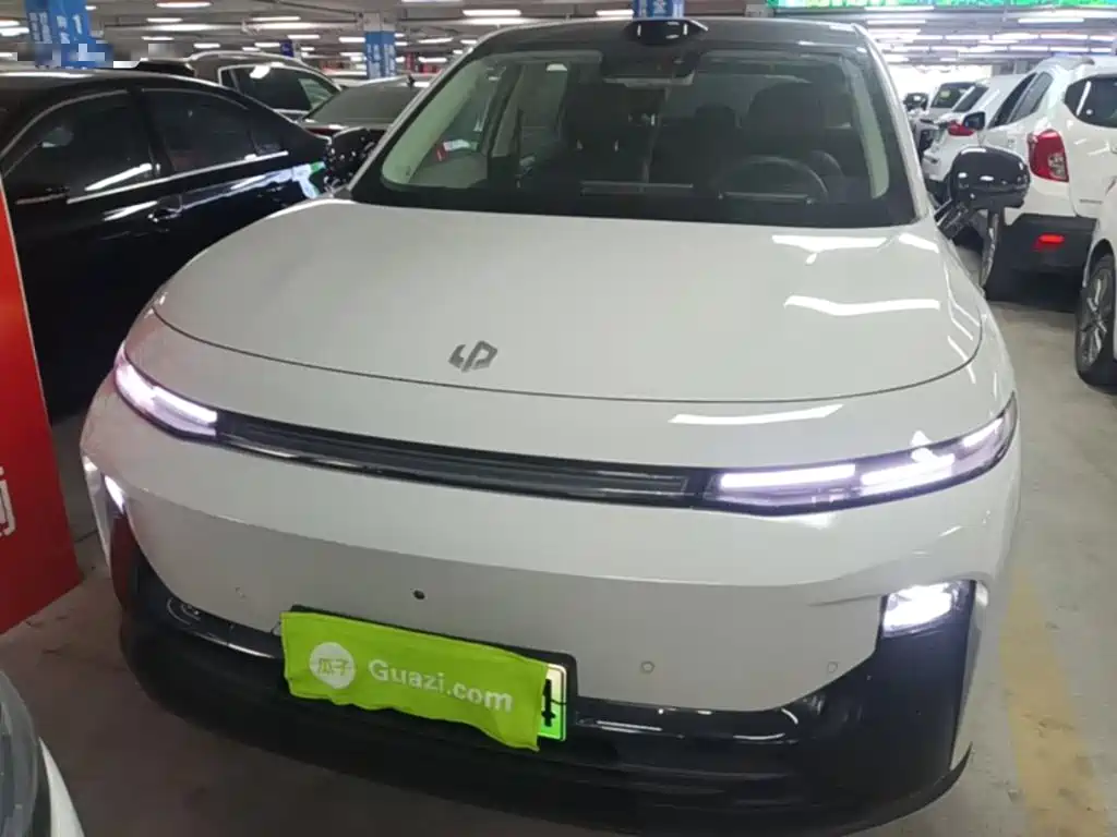 Leapmotor Leapmotor B10 — миниатюра 3