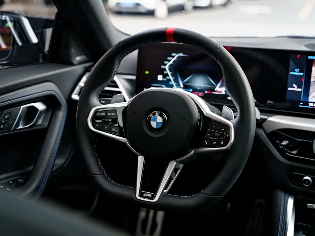 BMW M240i 2025 M240i xDrive