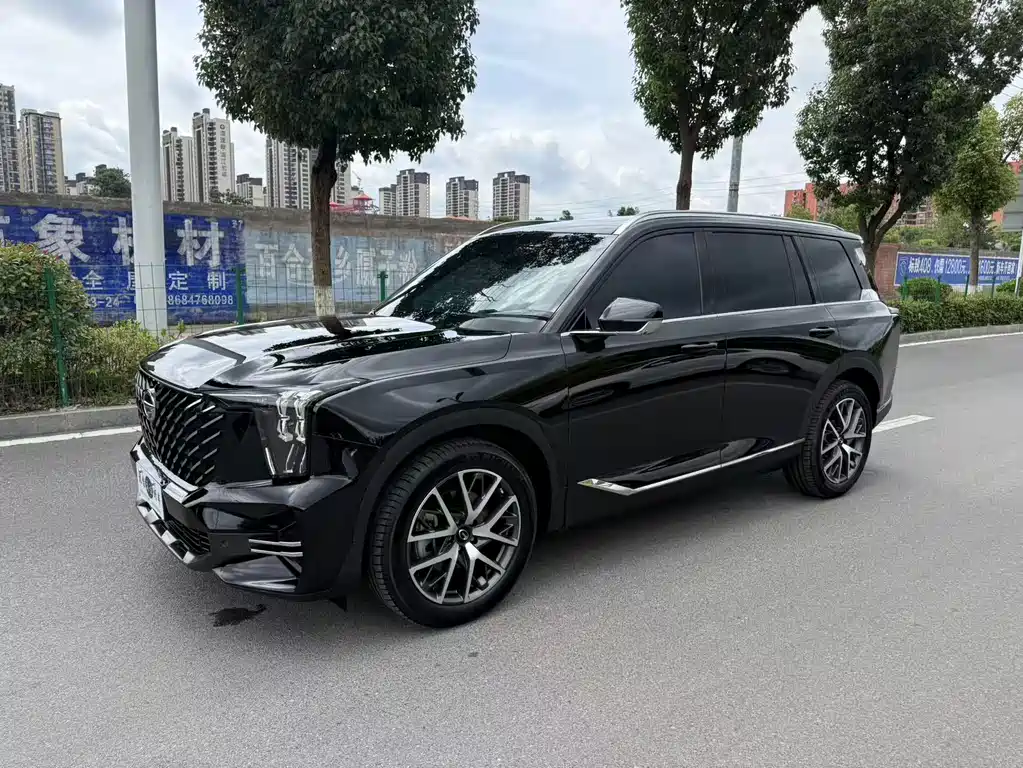 2023 GAC Trumpchi GS8 - zdjęcie 1 z 12