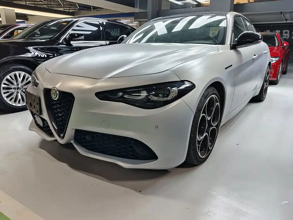Alfa Romeo Giulia
