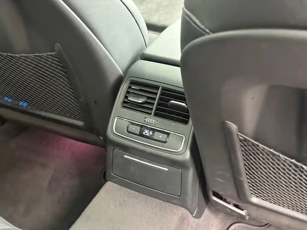 Audi A4L — миниатюра 13