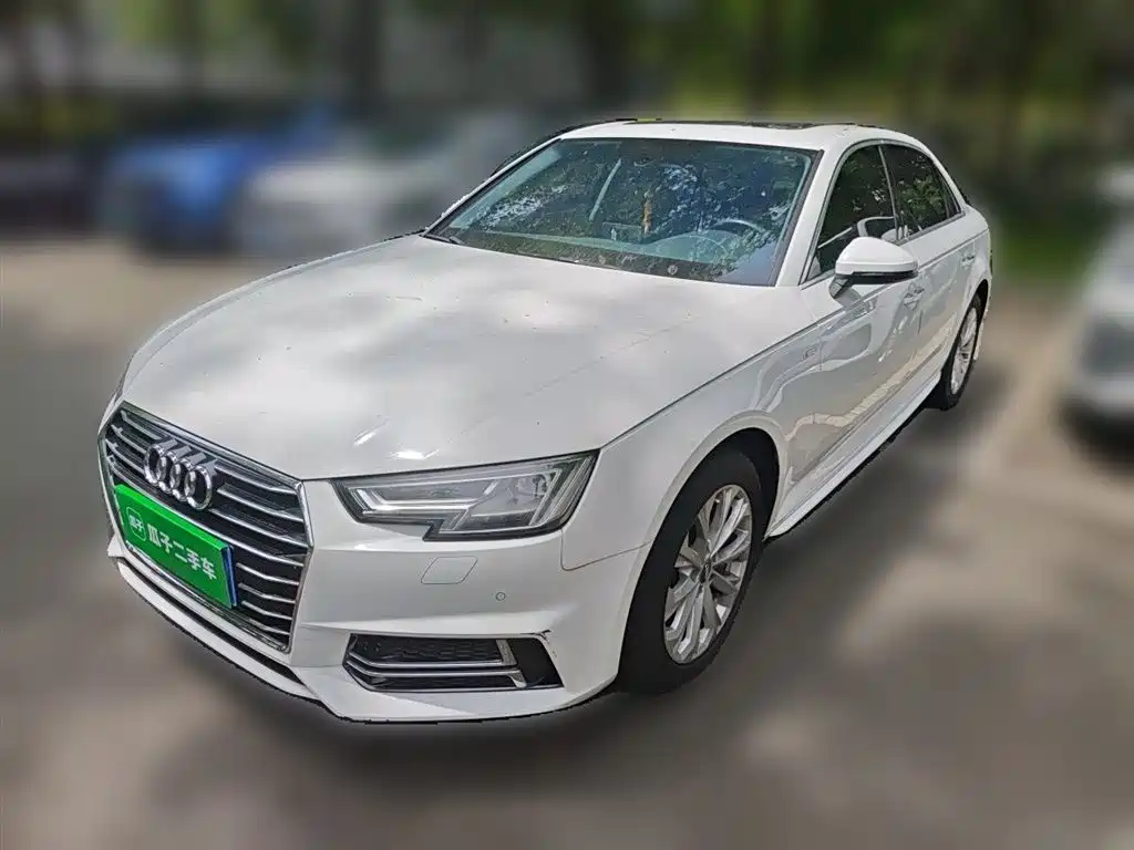 Audi A4L 2019