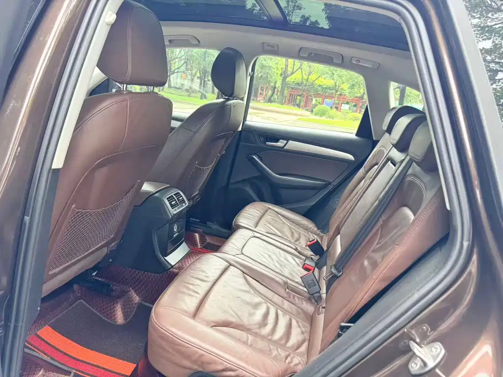 Audi Q5 — миниатюра 7