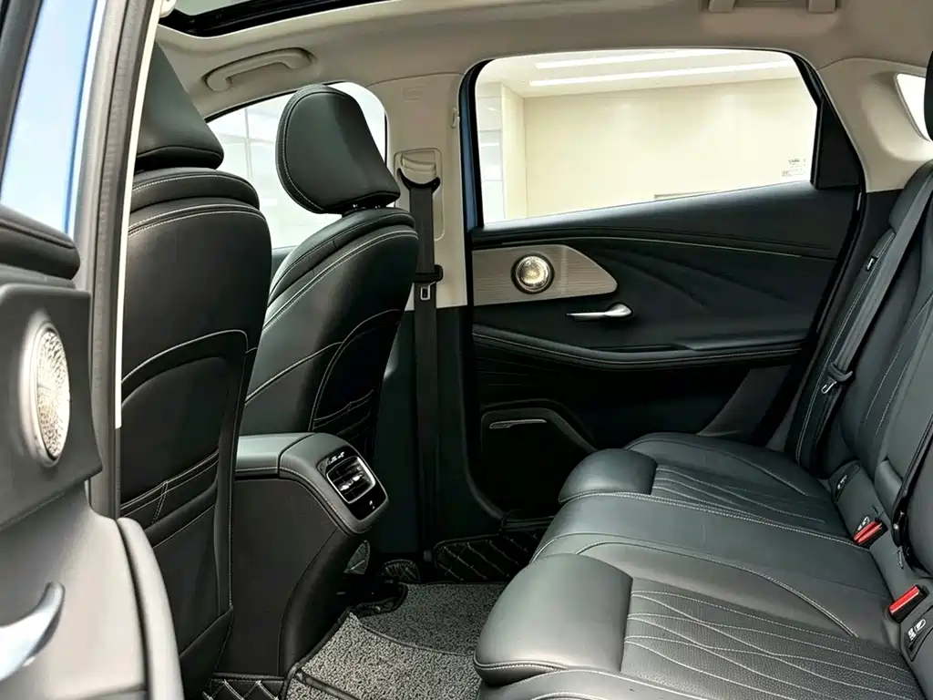 Chery Arrizo 8 — миниатюра 6