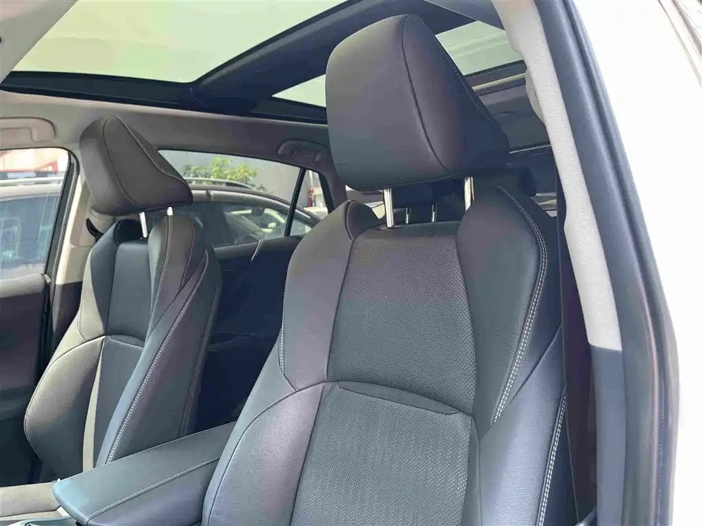 Toyota Venza — миниатюра 10