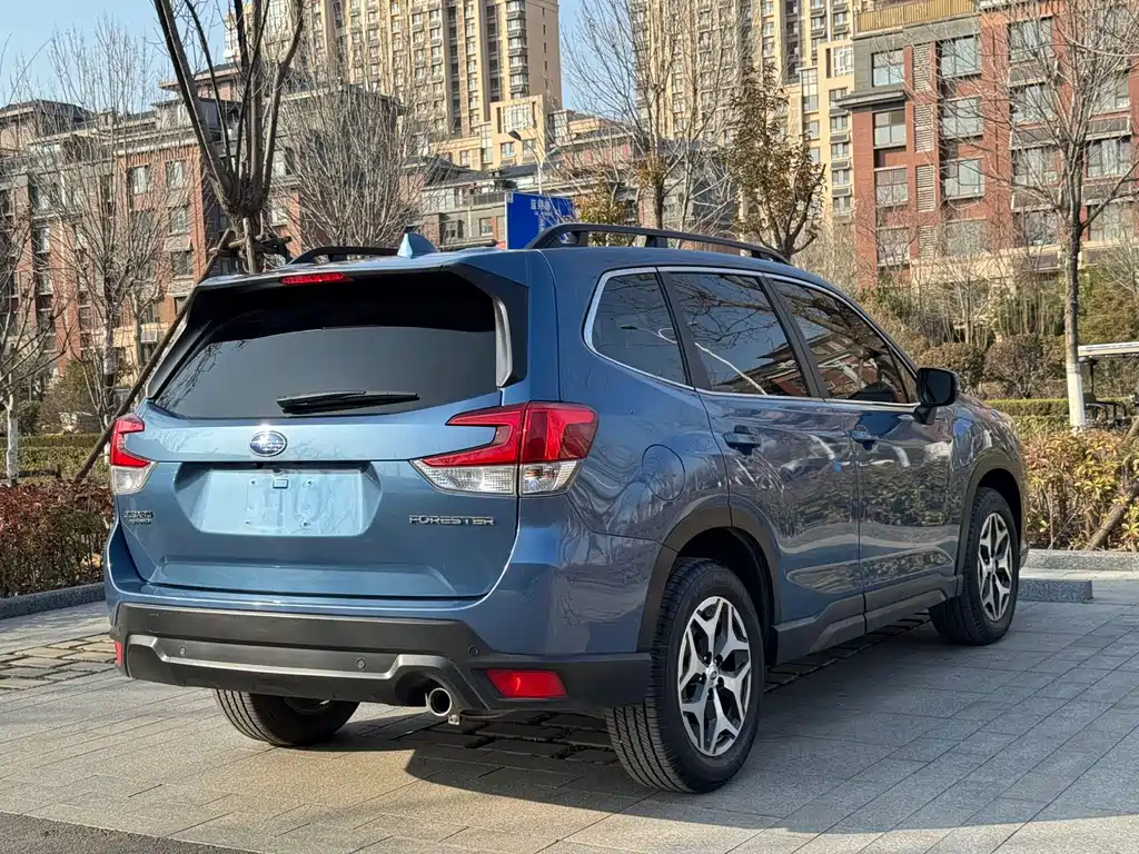 SUBARU FORESTER